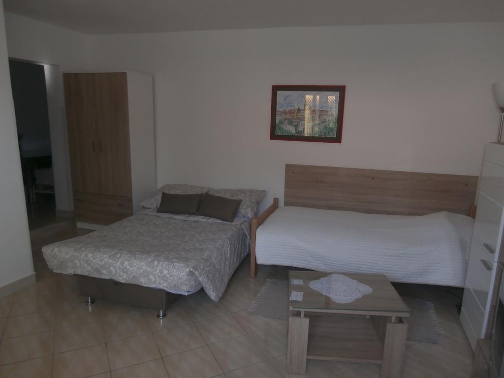 Apartment Gabi Labin  Buitenkant foto