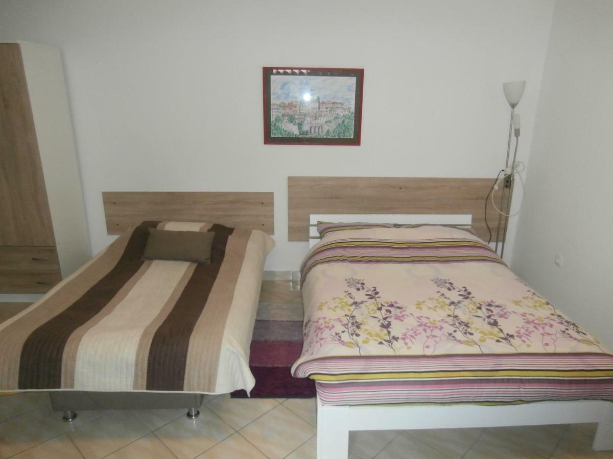 Apartment Gabi Labin  Buitenkant foto